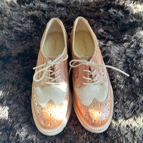 Halogen Shoes - HALOGEN